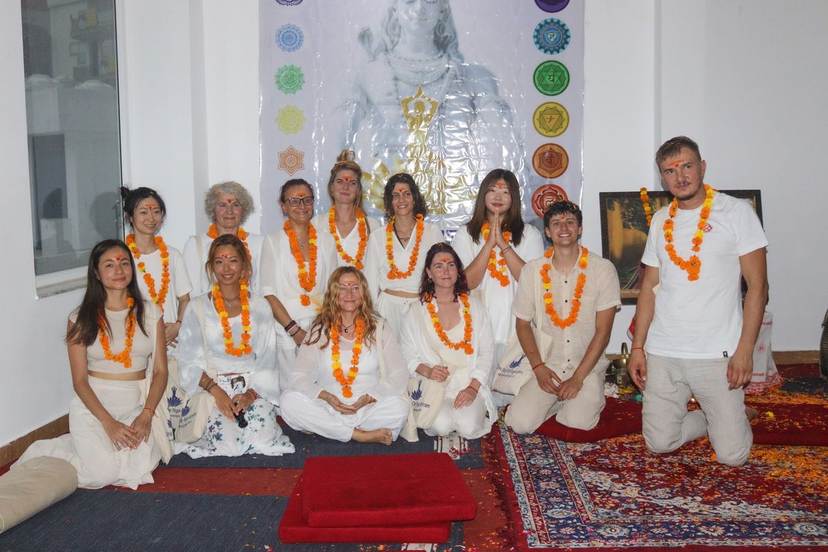 200 hours Yoga Teacher Training in India