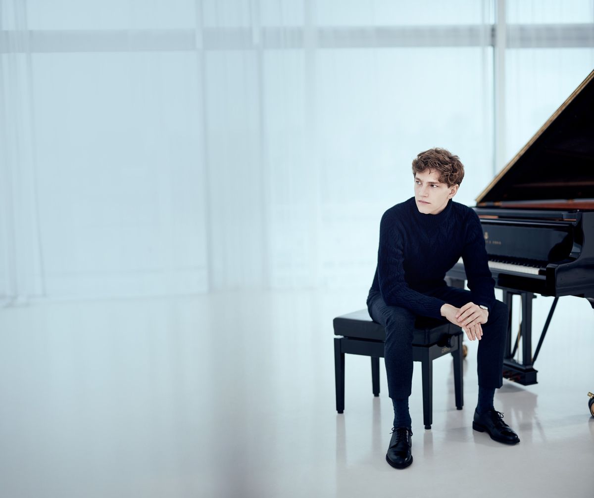 Jan Lisiecki spelar Chopin