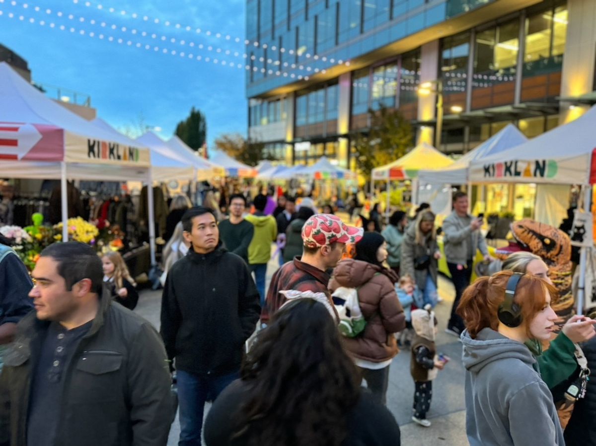 Kirkland Urban Sunset Market - Harvest Edition