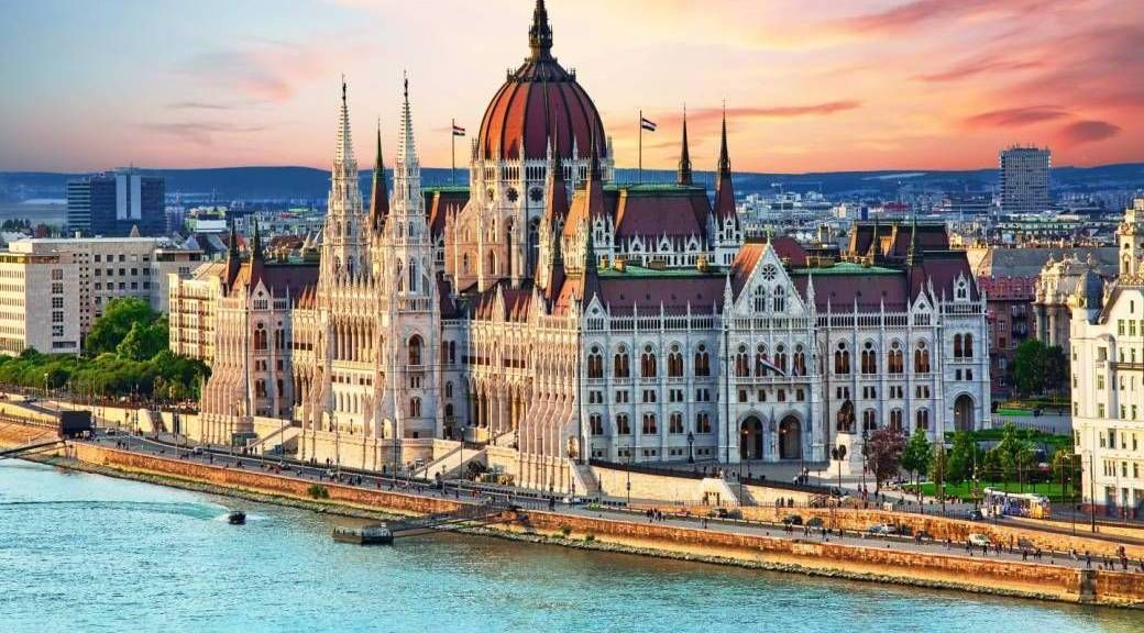 Long weekend \u00e0 Budapest | 13-16 f\u00e9vrier \u2708\ufe0f VOYAGE EN AVION