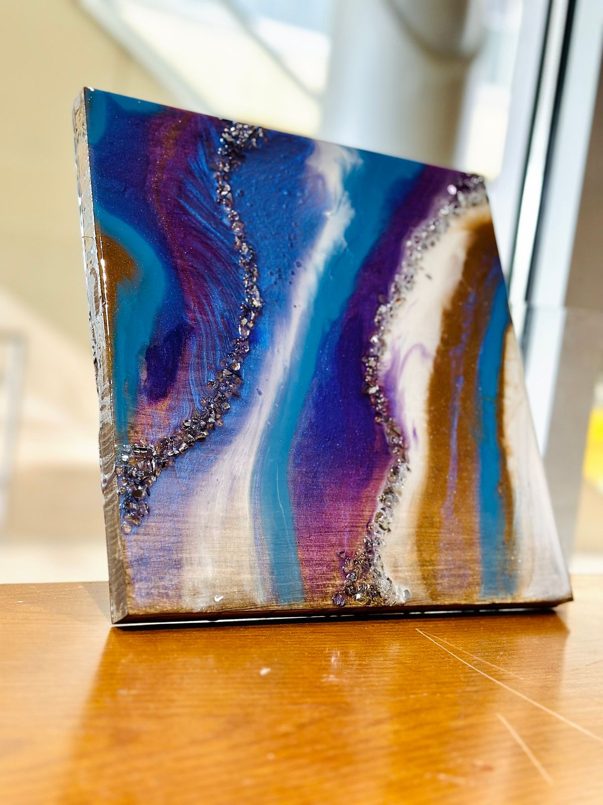 Resin Pouring Geode Workshop