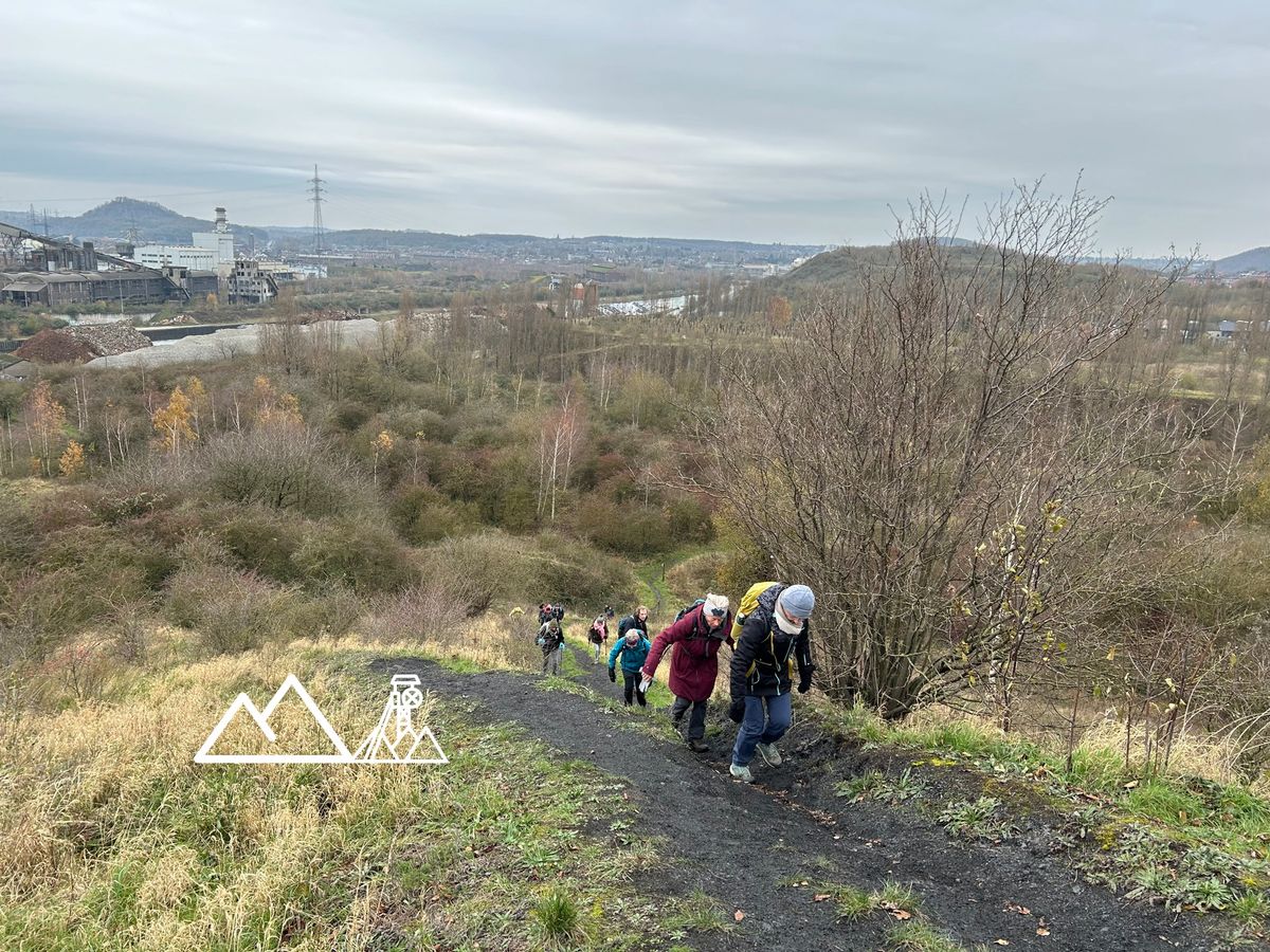 Charleroi vue d'en haut : de Monceau \u00e0 Dampremy par les belv\u00e9d\u00e8res du Pays-Noir.