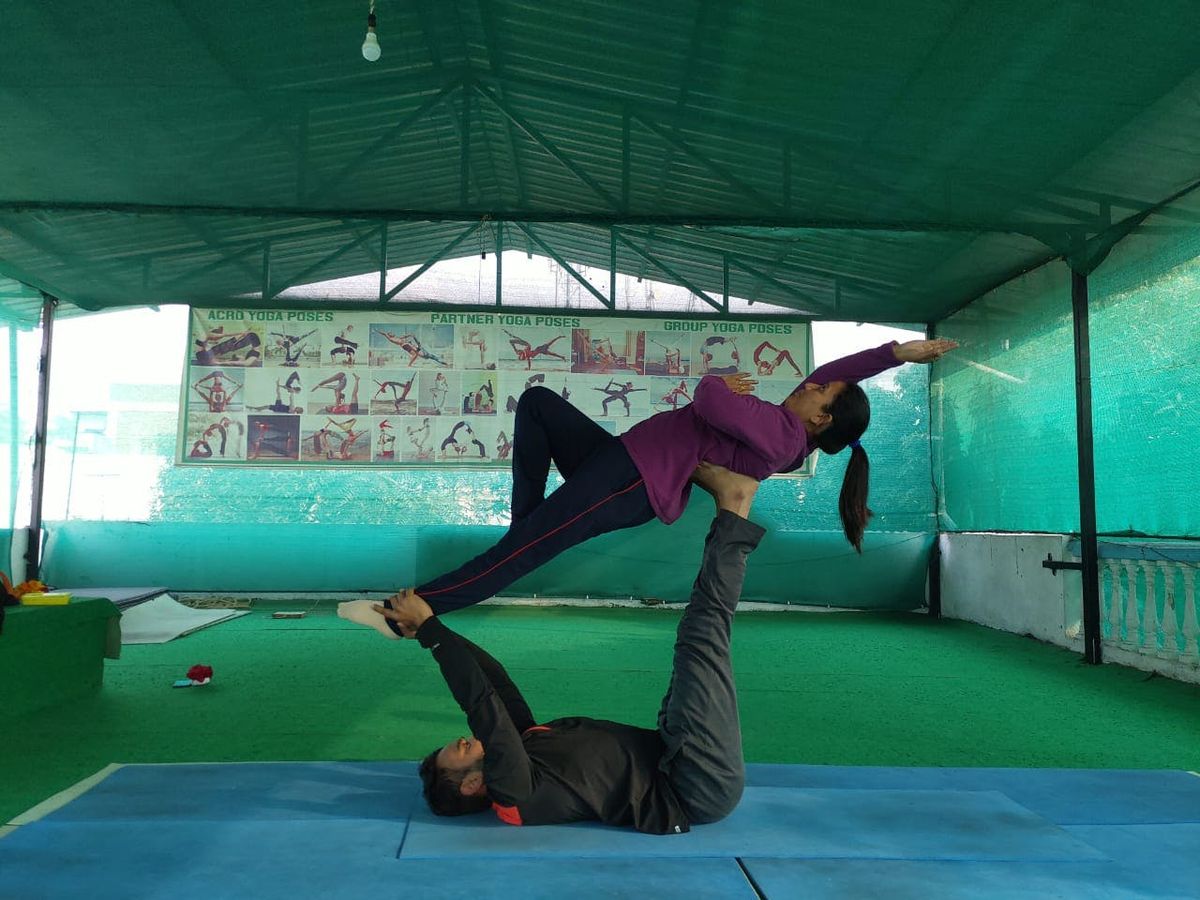 100 Hour Yoga Teacher Training in Dehradun by Kunwar Yoga