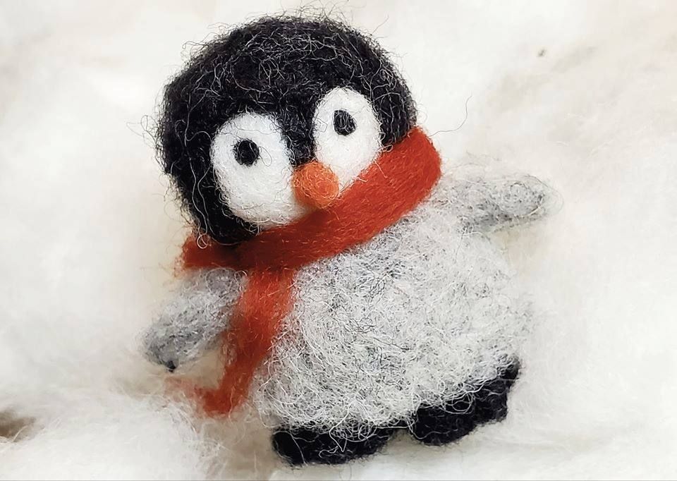 Needle Felting Quickie: Baby Penguin