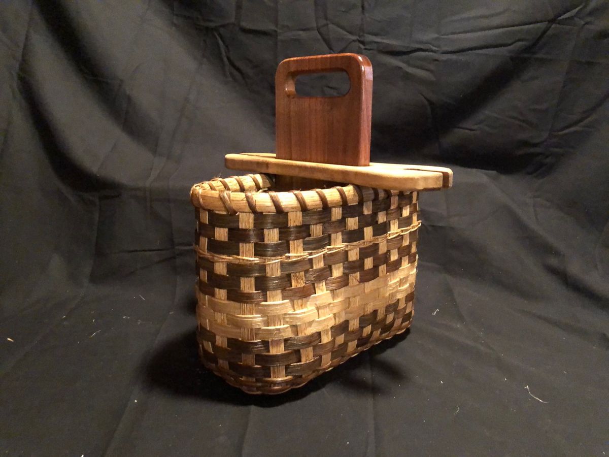 Wooden Handle Wine Basket Class