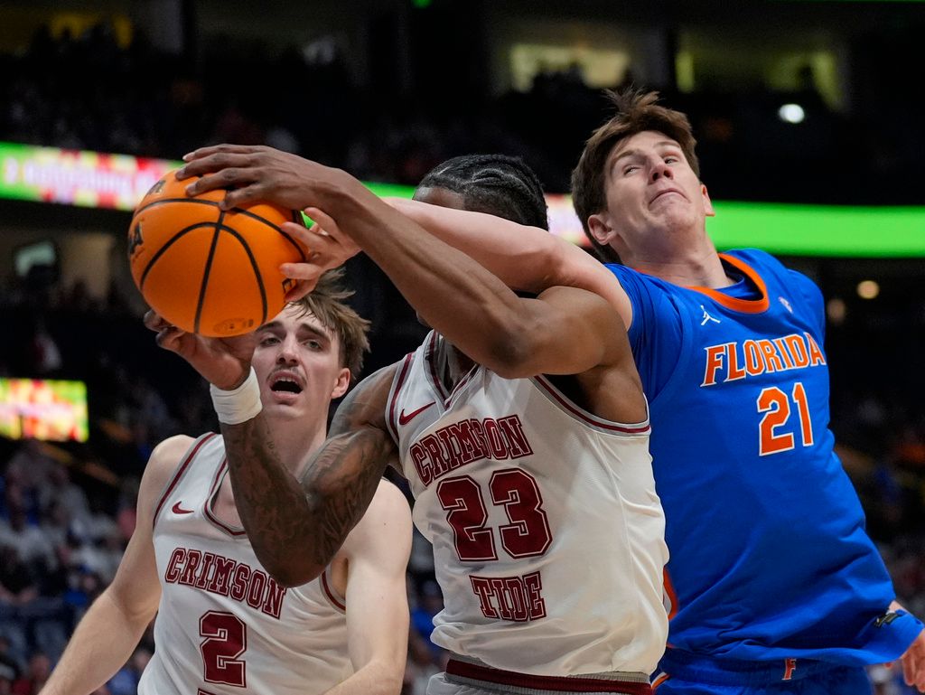 Florida Gators at Alabama Crimson Tide Mens Basketball at Coleman Coliseum