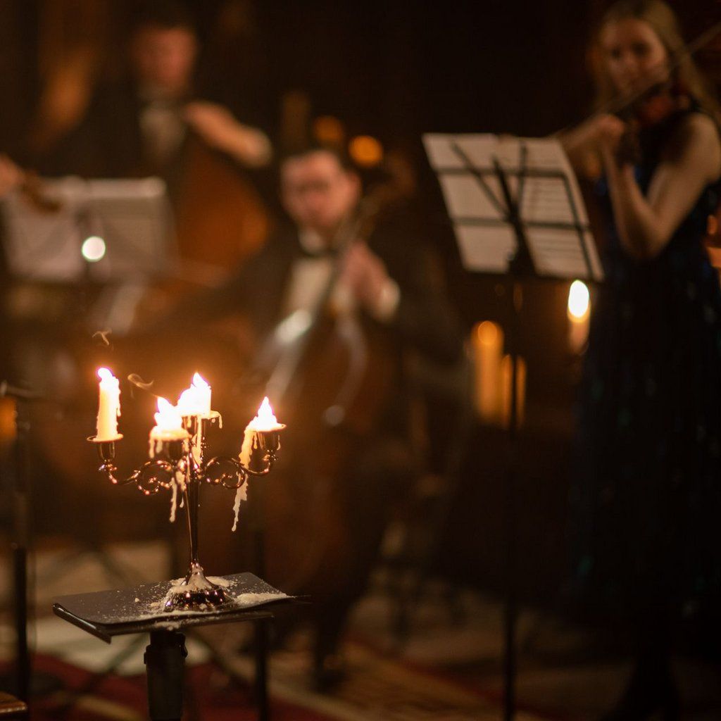Mozart Horn and Flute Concertos by Candlelight