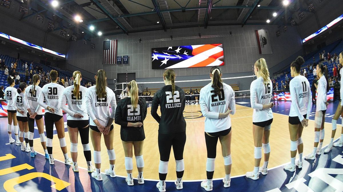 Parking Cal Poly Mustangs at Long Beach State Womens Volleyball