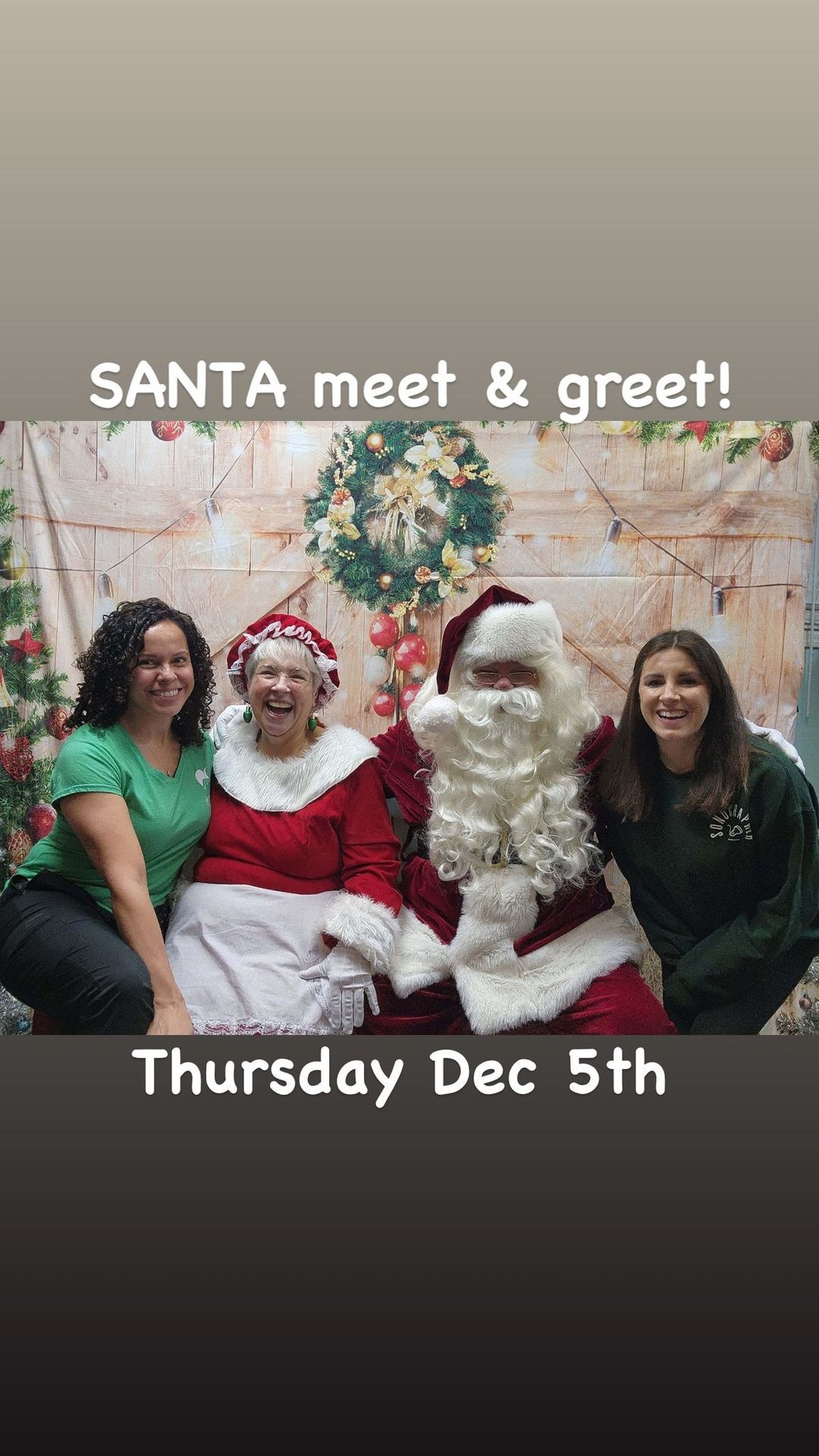 *FREE* private photo OP with Santa and Mrs Claus!! 