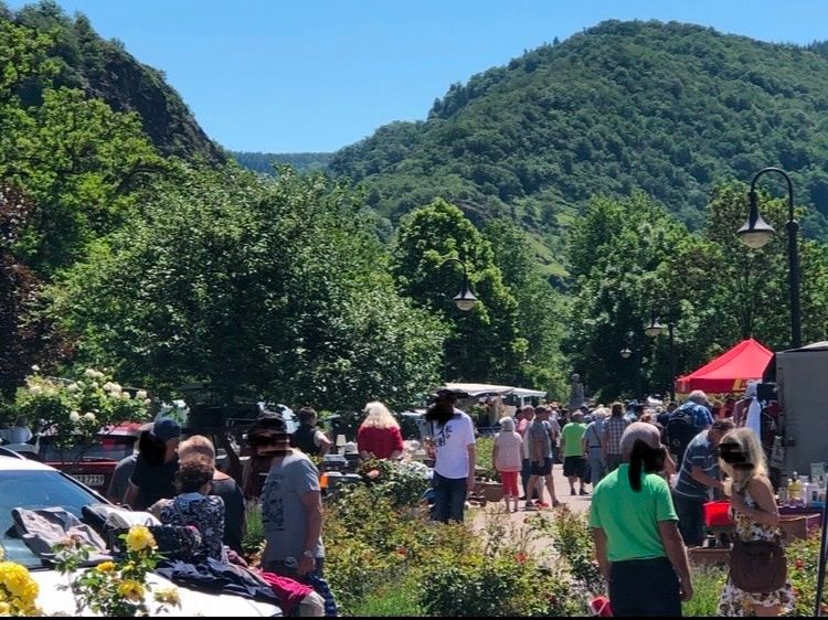 Flohmarkt 56338 Braubach, Rheinanlage