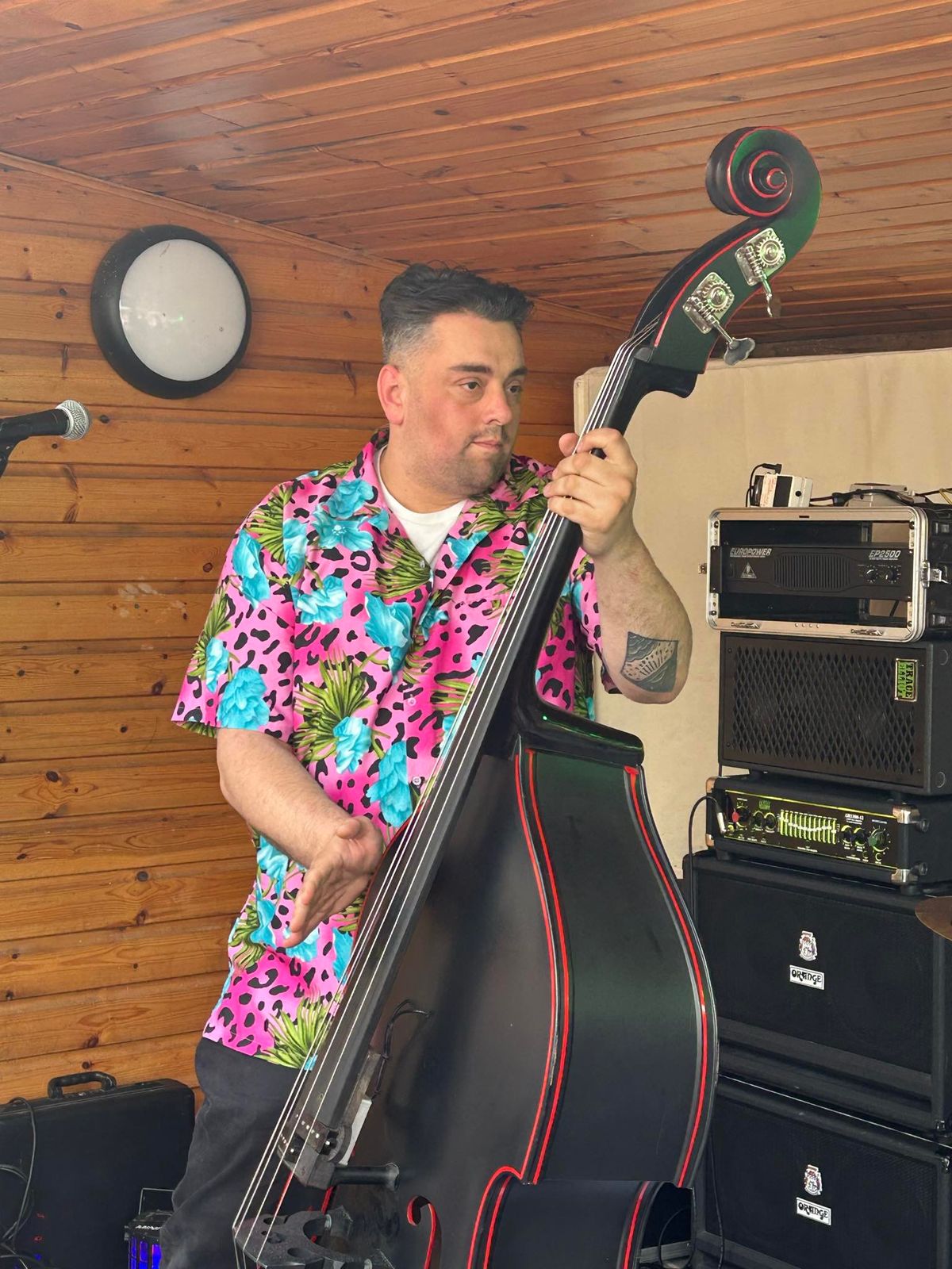 Capguns- live Rockabilly in the sun! (Hopefully!!)