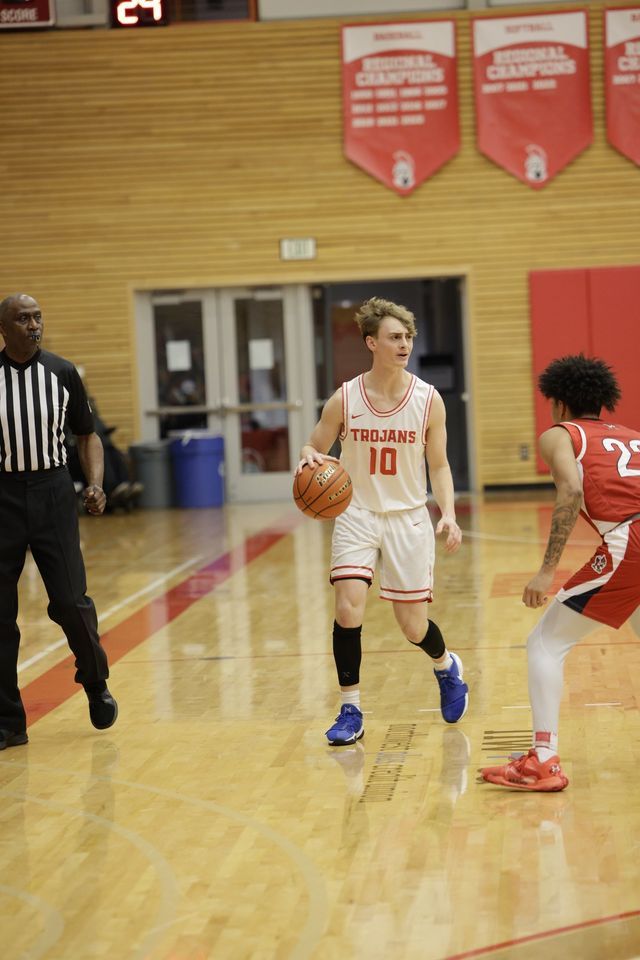 Trojan Men's Basketball at Olympic College - Bremerton, WA