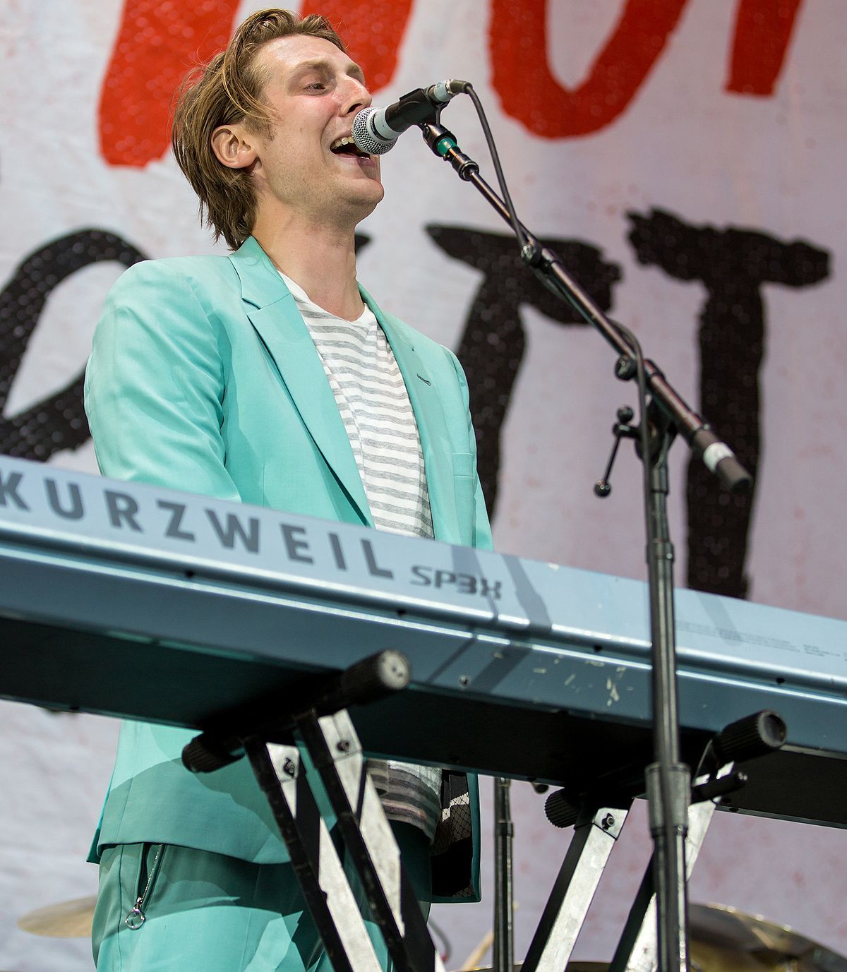 Eric Hutchinson