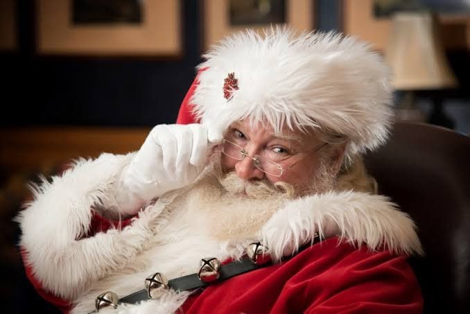 Santa Visits Diamond Creek Shopping Precinct - Session 2