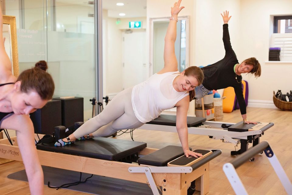 Reformer Pilates & yoga Fusion Worksop  with Ana