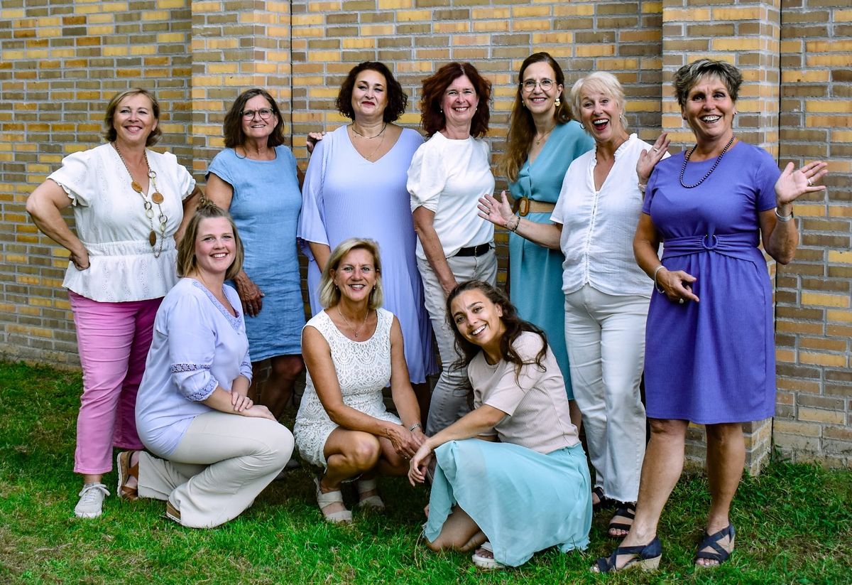 Vocalgroep Kloos! zingt in de Paradijskerk