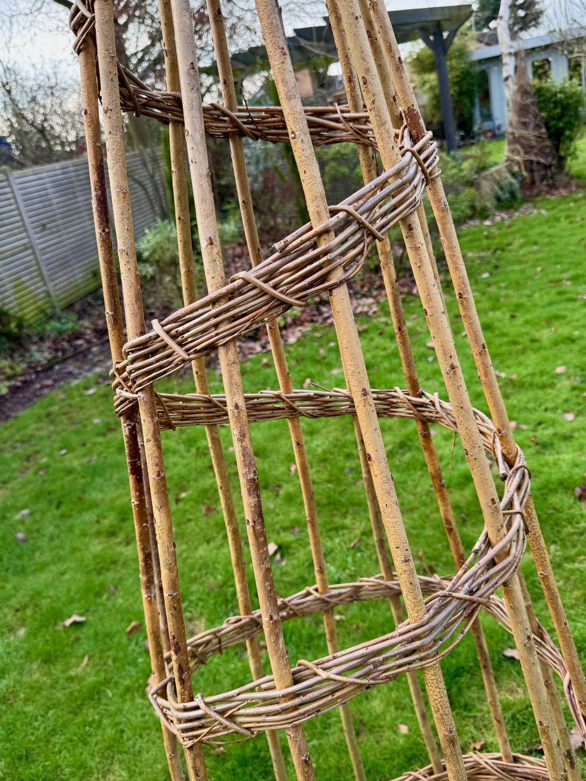 Willow Obelisk Workshop