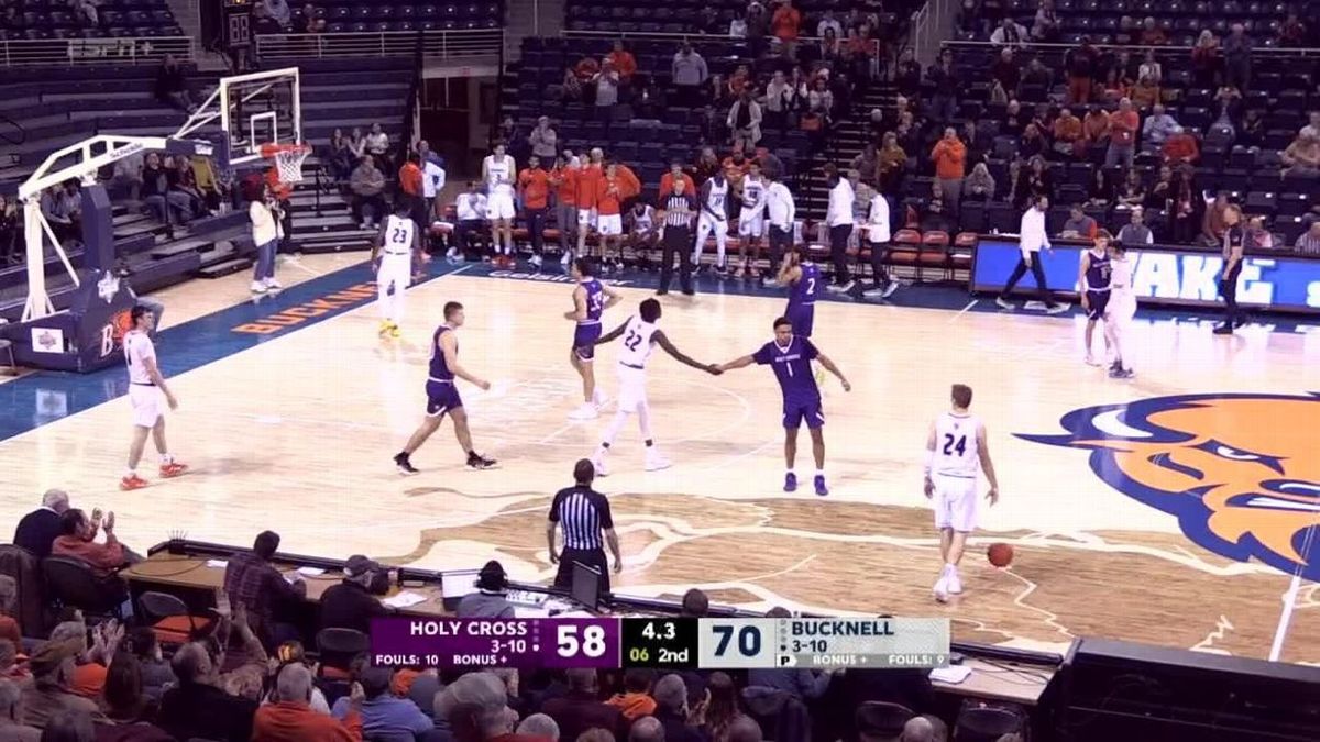 Holy Cross Crusaders vs. Bucknell Bison