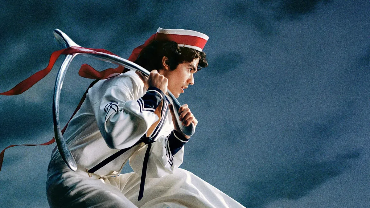 Conan Gray, Esha Tewari in Fornebu