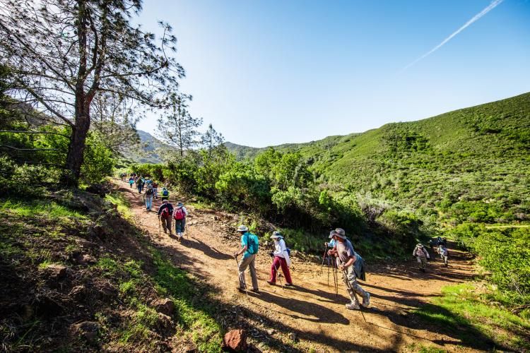 Big Hike Sunday: Small Town Charm w\/ Big Views!