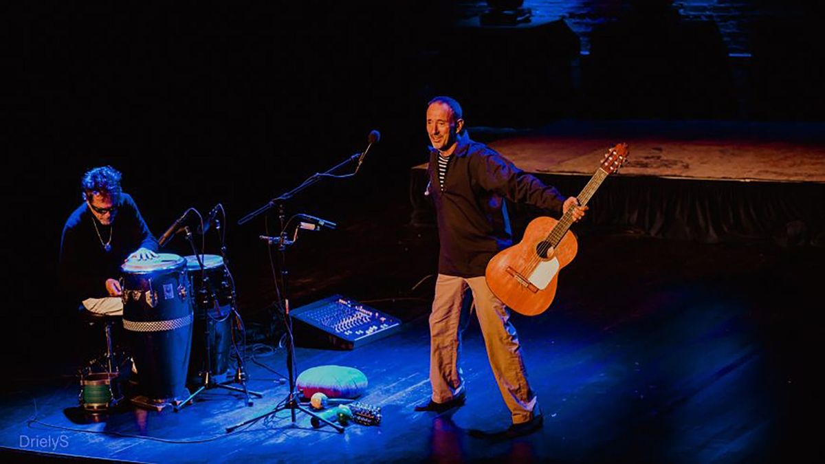 Live! On Stage: Jonathan Richman featuring Tommy Larkins On the Drums!