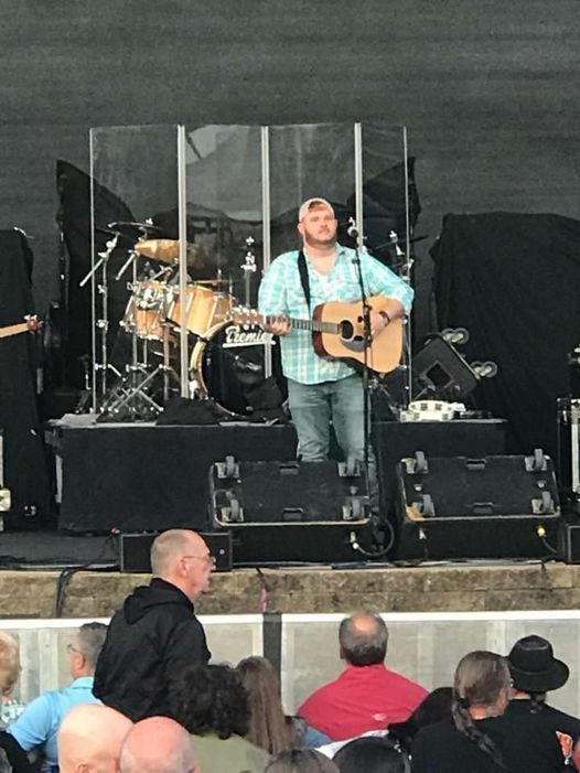 Acoustic show at former 864 Zone now The Zone Sports Bar & Grill