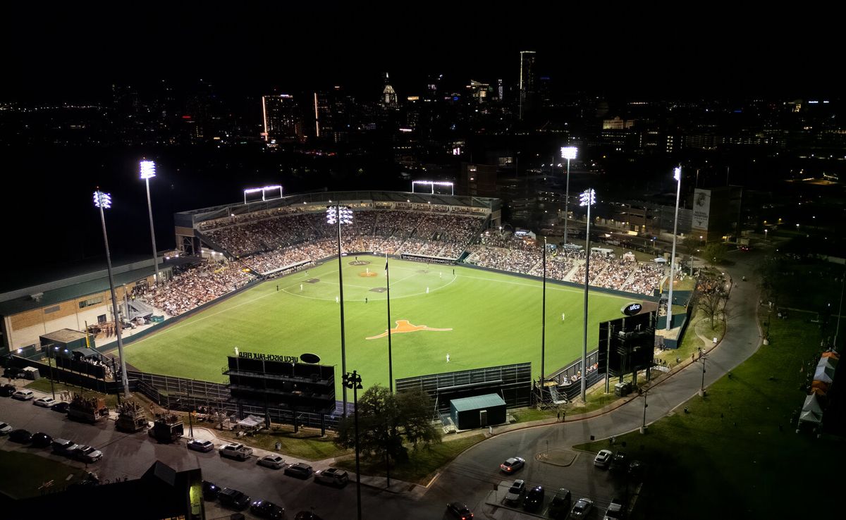 Texas A&M Aggies at Texas Longhorns Baseball at UFCU Disch-Falk Field