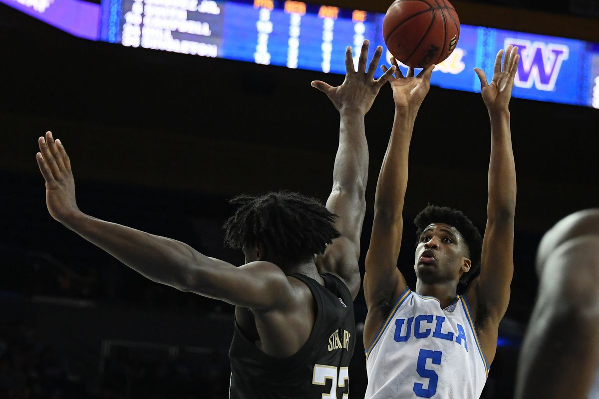 Washington Huskies at UCLA Bruins Mens Basketball