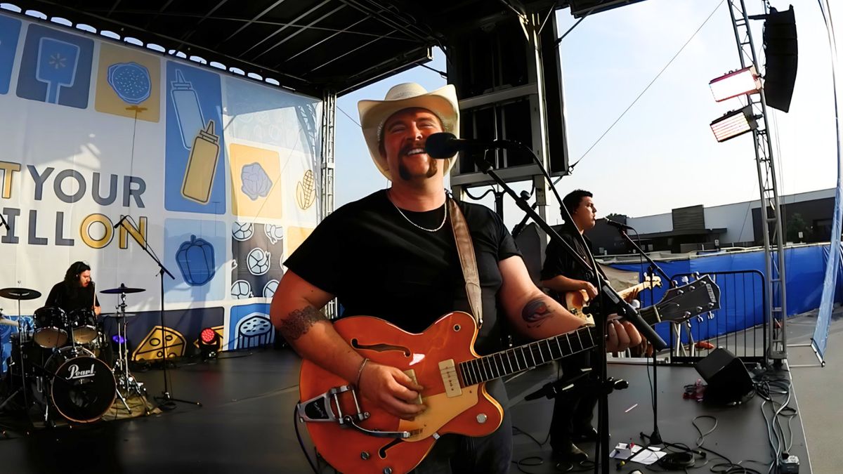 Tyler Preston LIVE at Lucy Cooper's New Braunfels