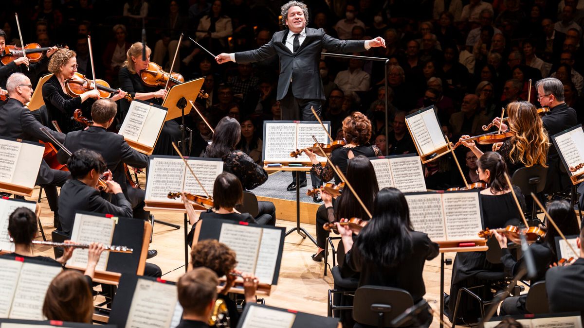 New York Philharmonic - Gustavo Dudamel - David Lang's The Wealth of Nations