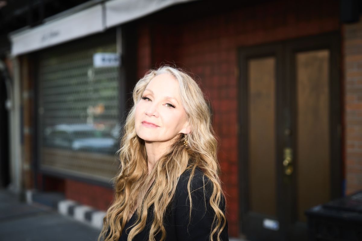 Lisa Loeb and Joan Osborne