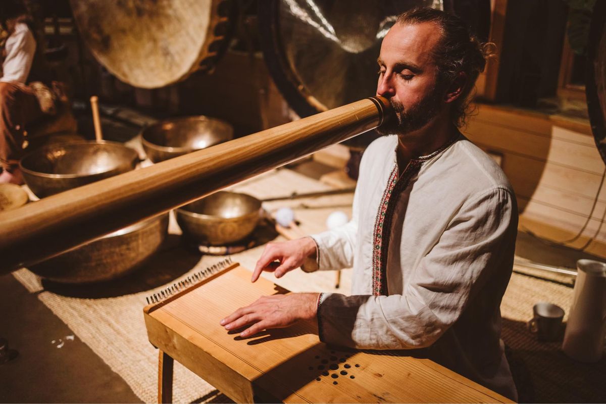 Sound bath with Mateusz