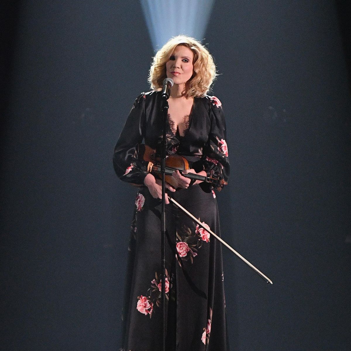 Alison Krauss & Union Station with Jerry Douglas and Theo Lawrence