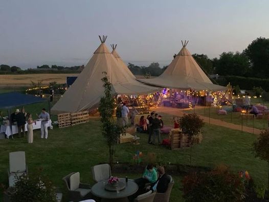 Tipi Showcase