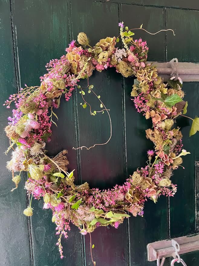  Hedgerow Wreaths 