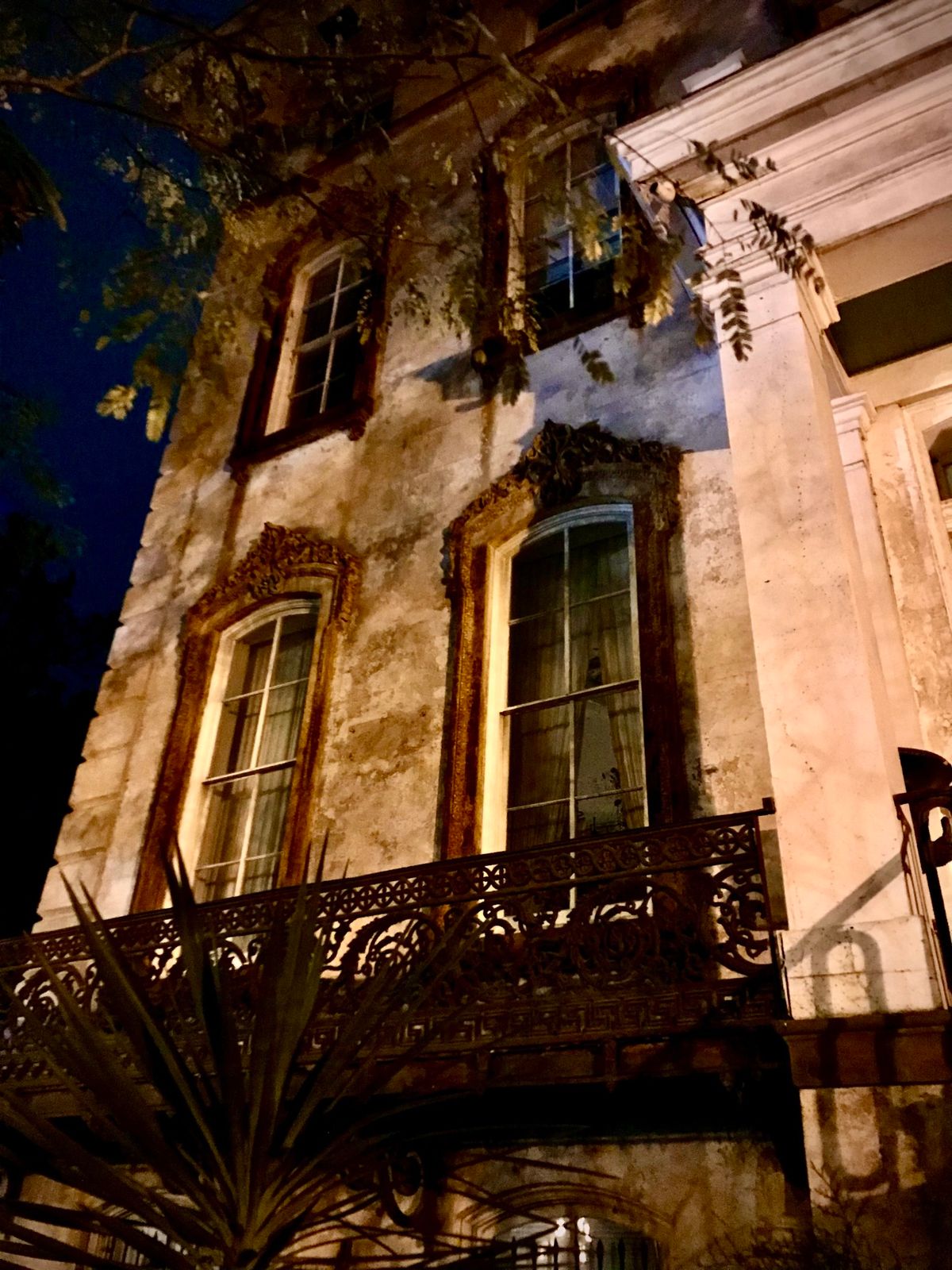 Monterey Square Tour | Paranormal Walking Ghost Tour 