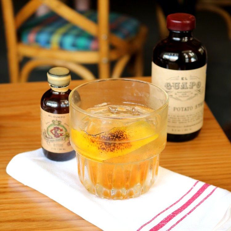 Old-Fashioned Cocktail Masterclass with Picnic Provisions & Whiskey