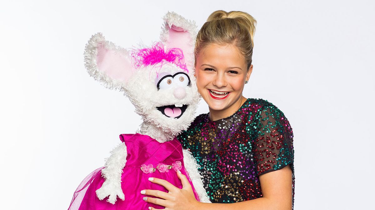 Darci Lynne at Tacoma Comedy Club