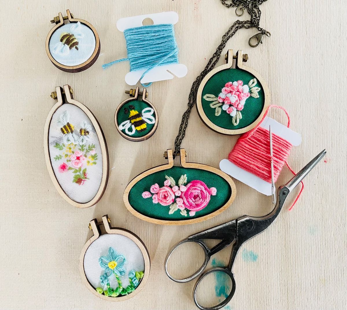 Embroidery Bliss: Create Wearable Art 