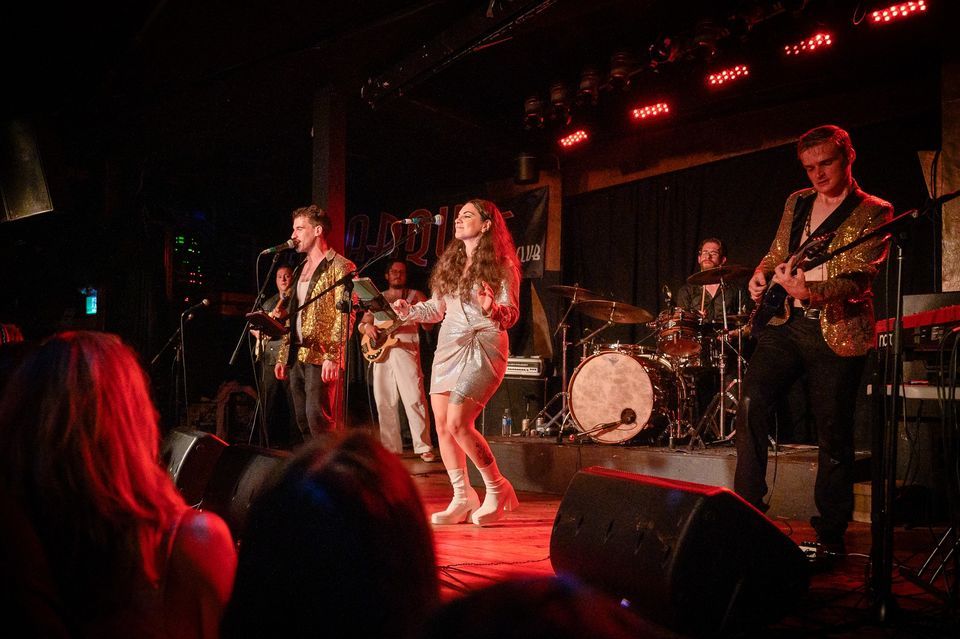 Dancing Queen @ The Marquee Ballroom