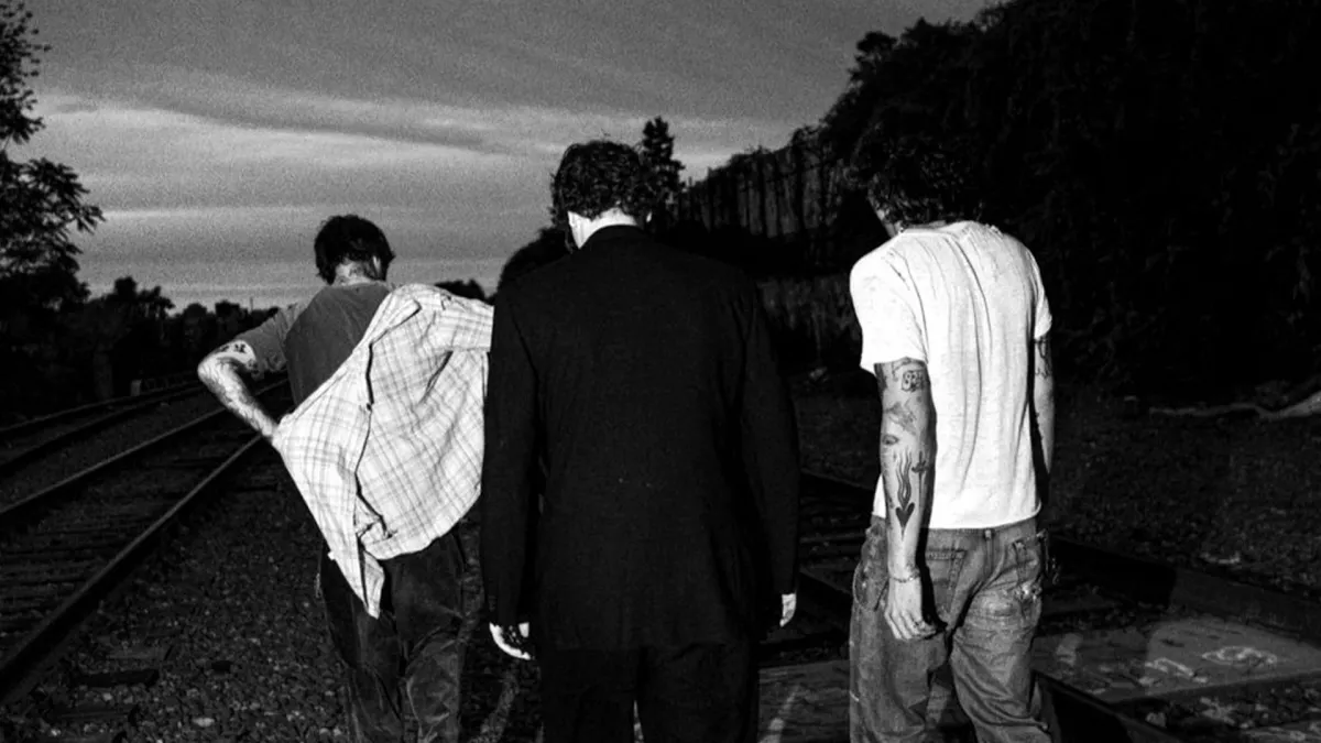 Quarters, Charlie Burg, Telescreens in Austin