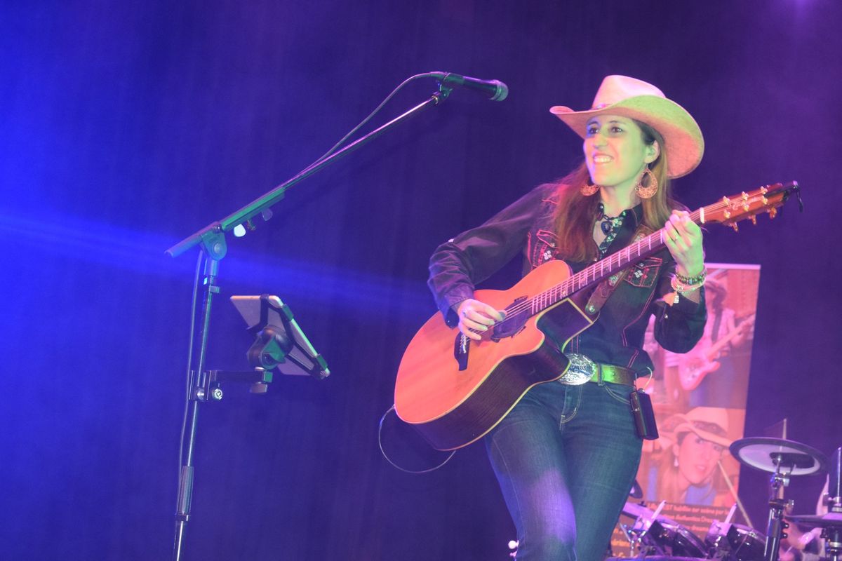 Concert de Lilly West dans le Puy-de-D\u00f4me pour la F\u00eate Nationale \ud83e\udd73