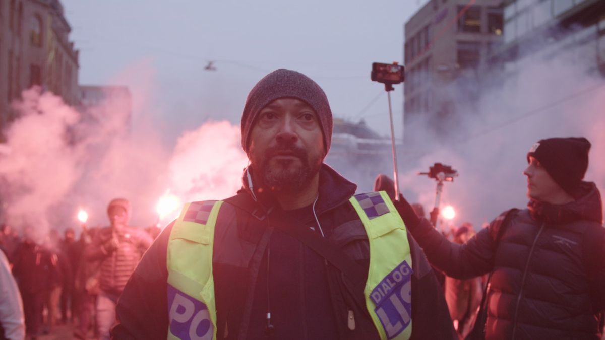 RoFH viser: Dialogpolitiet | ROSKILDE:DOX