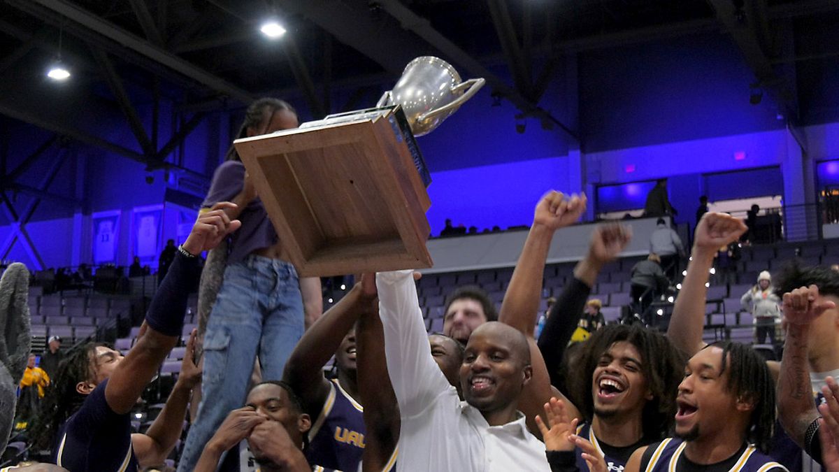 Parking UAlbany Great Danes at Siena Saints Mens Basketball