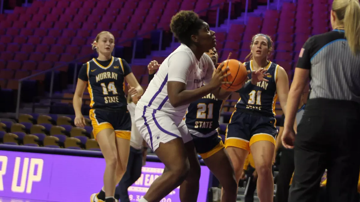 Western Carolina Catamounts at Queens Royals Womens Basketball