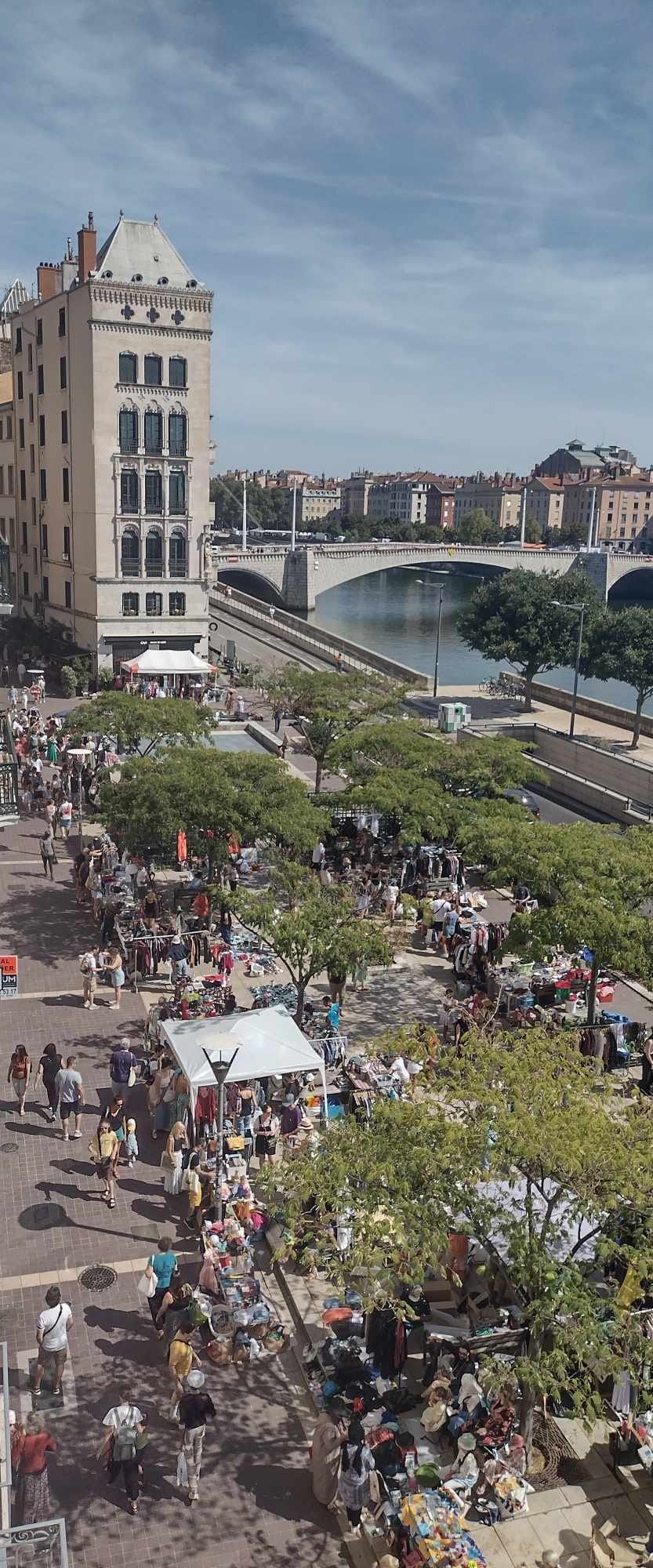 vide-grenier des dragons de Saint-Georges 