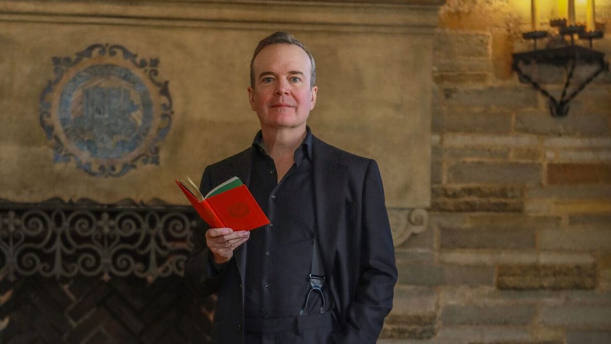 Charles Dickens' A Christmas Carol: A Ghost Story Told By Jefferson Mays