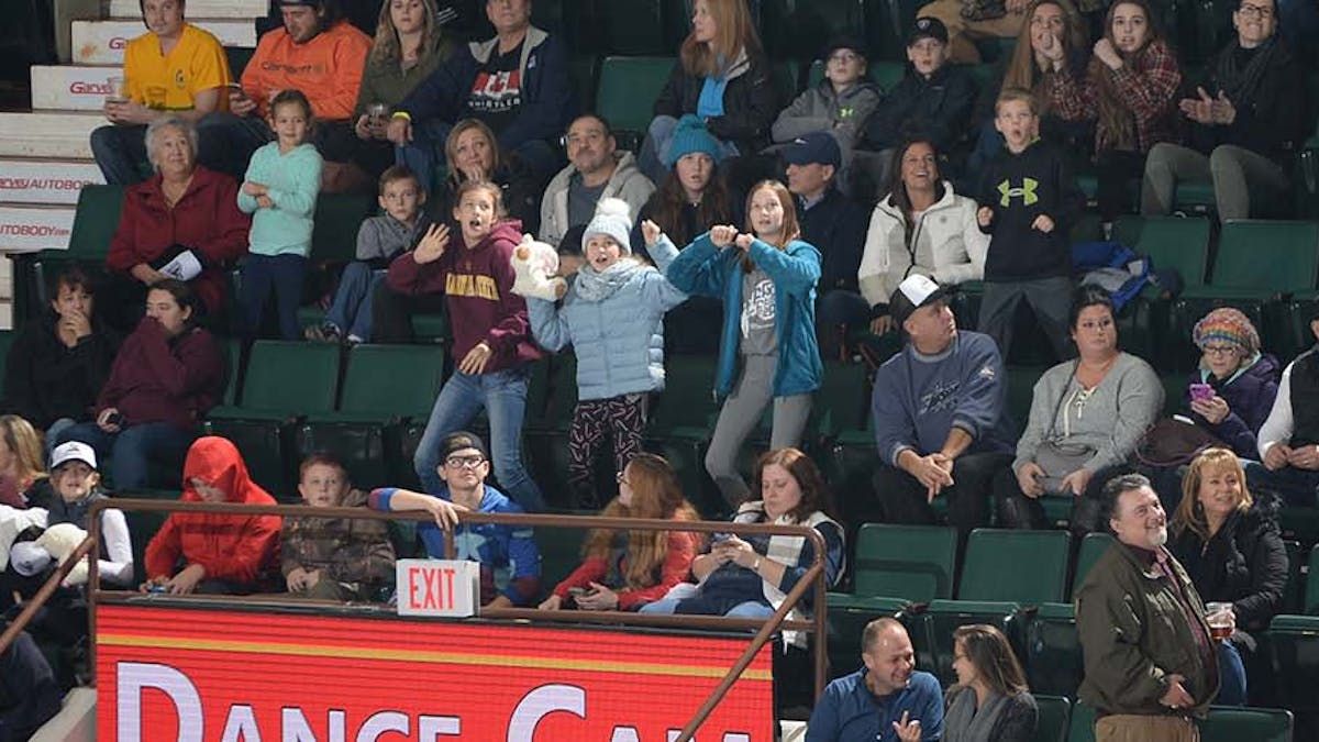Parking Tulsa Oilers at Wichita Thunder