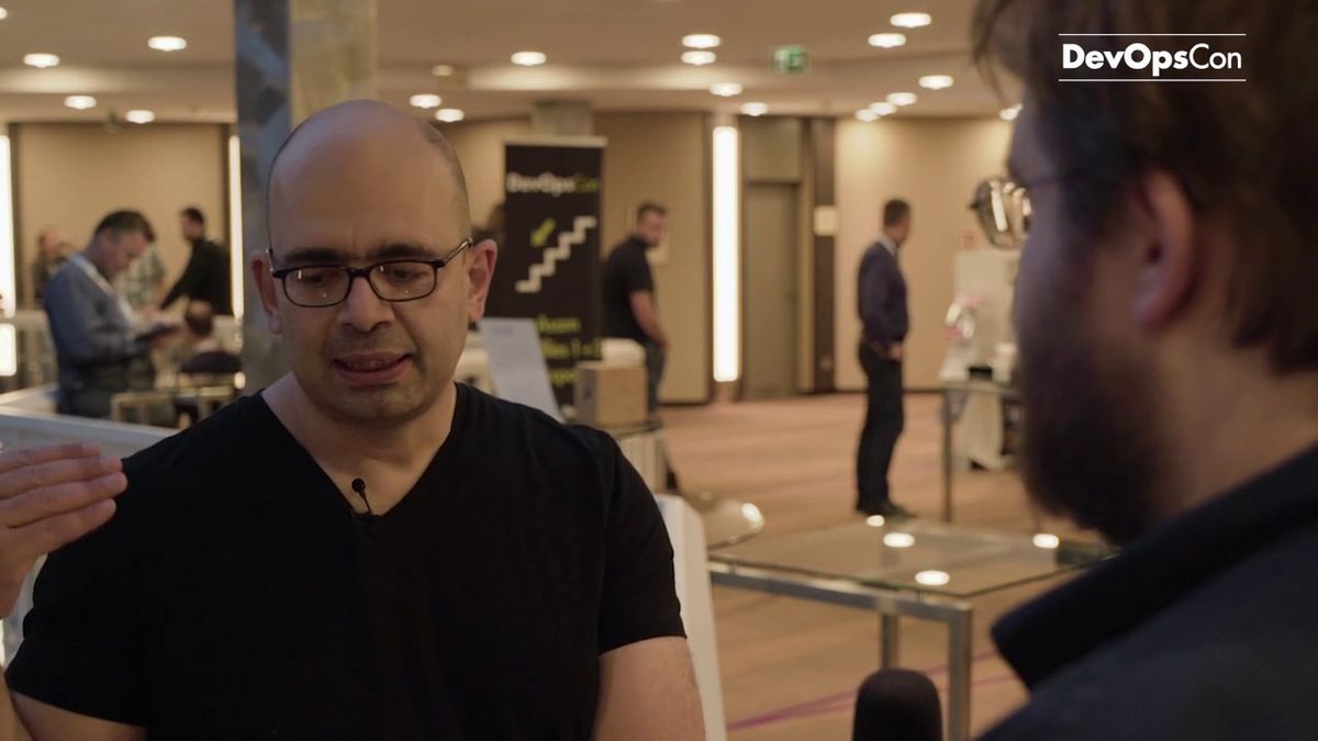 Kaya Yanar at Arena Trier