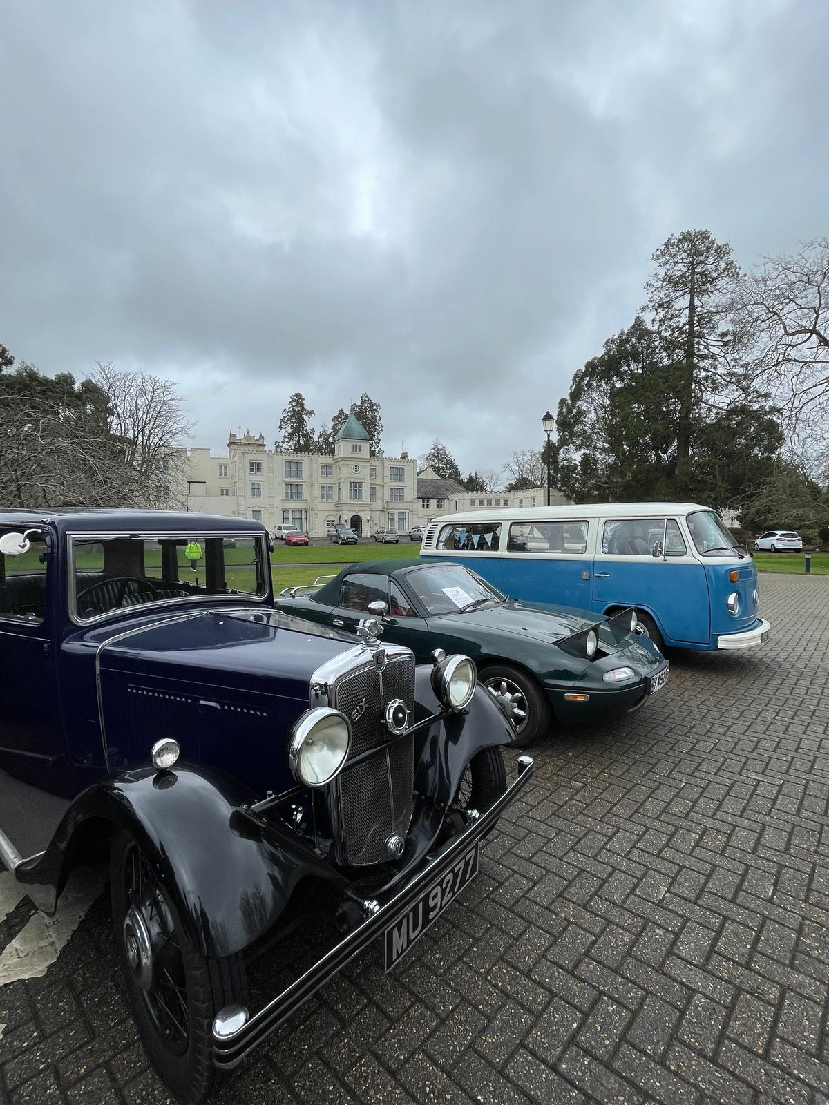 Classic car meet - Botleigh Grange Hotel